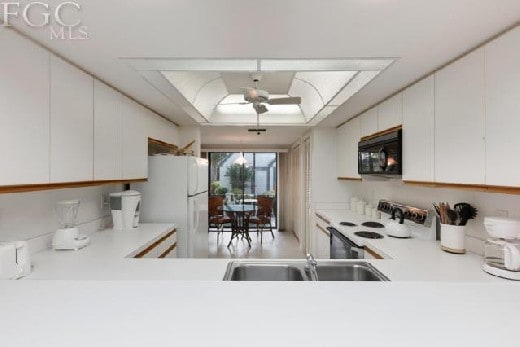 Building Photo - 16321 Kelly Woods Dr