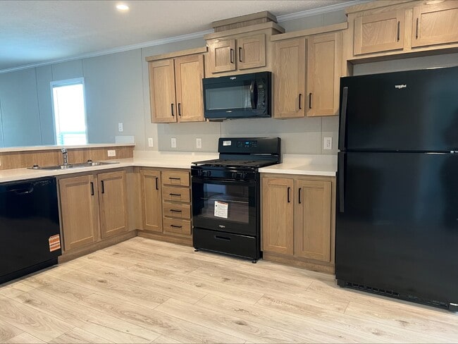 Building Photo - 207 Quail Ln