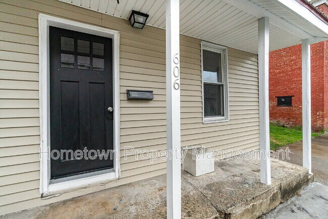 Foto del edificio - 606 North St