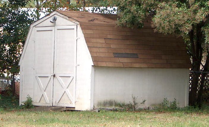 Building Photo - 122 Green Acres Ave