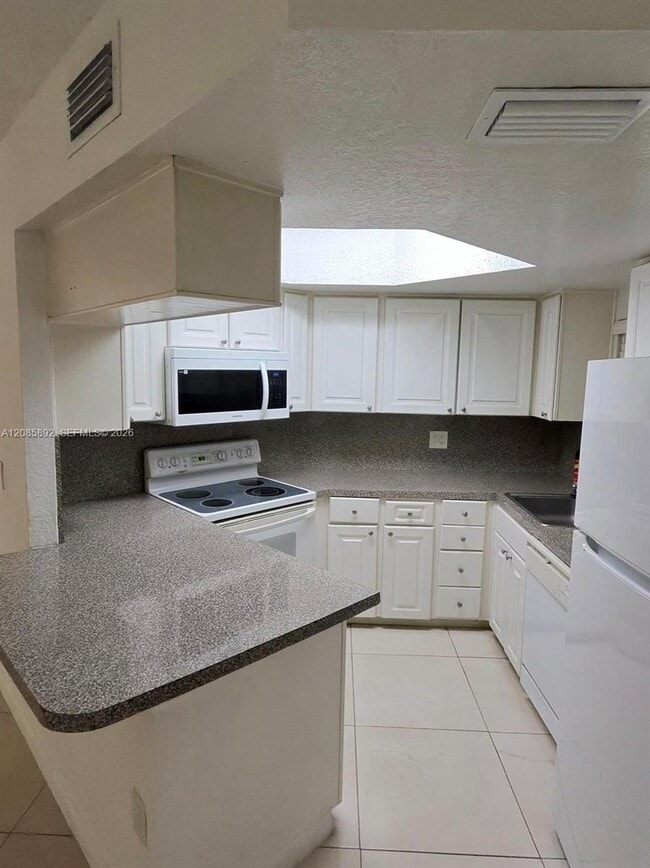 Building Photo - 8245 Lake Dr