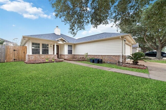 Building Photo - 14623 Auto Park Way