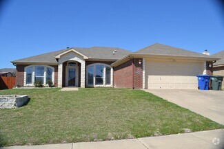 Building Photo - 2303 Gail Dr