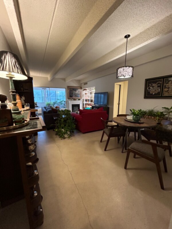 Foto del edificio - 551 N Pearl St