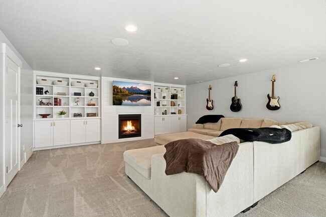 Foto del edificio - 617 W 4050 N