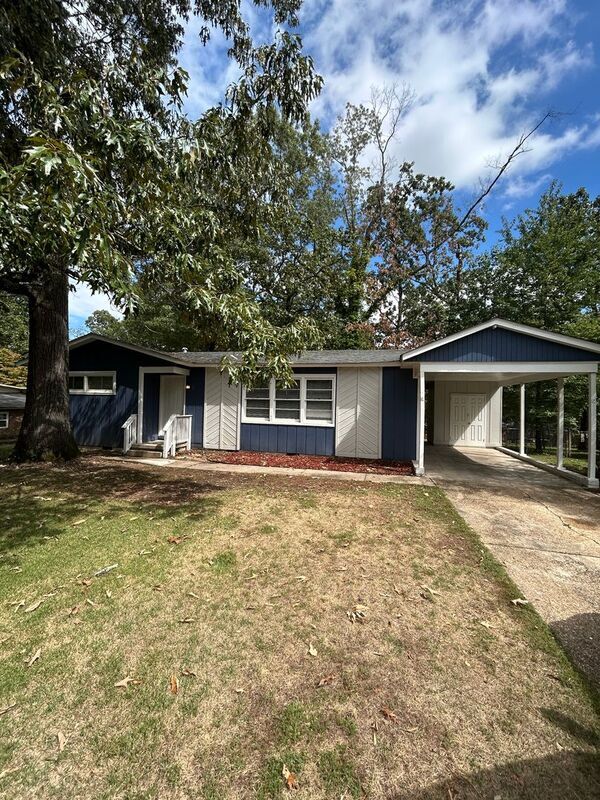 Primary Photo - 809 Glen Ridge Dr