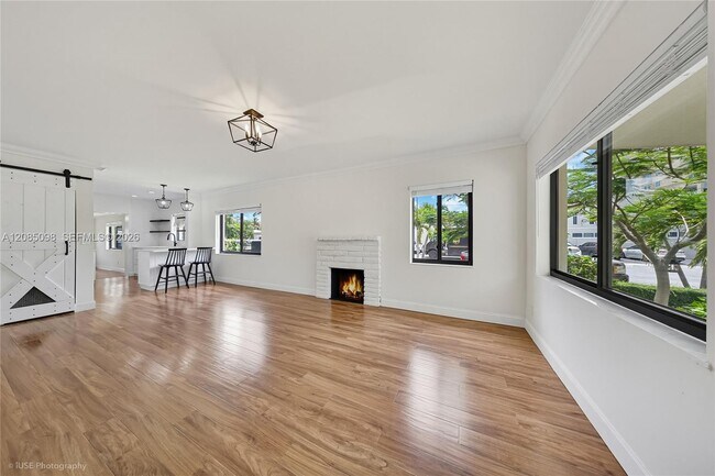 Foto del edificio - 3640 SW 11th St