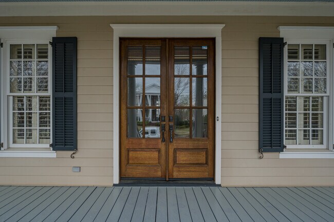 Building Photo - 4483 Heritage Park Dr