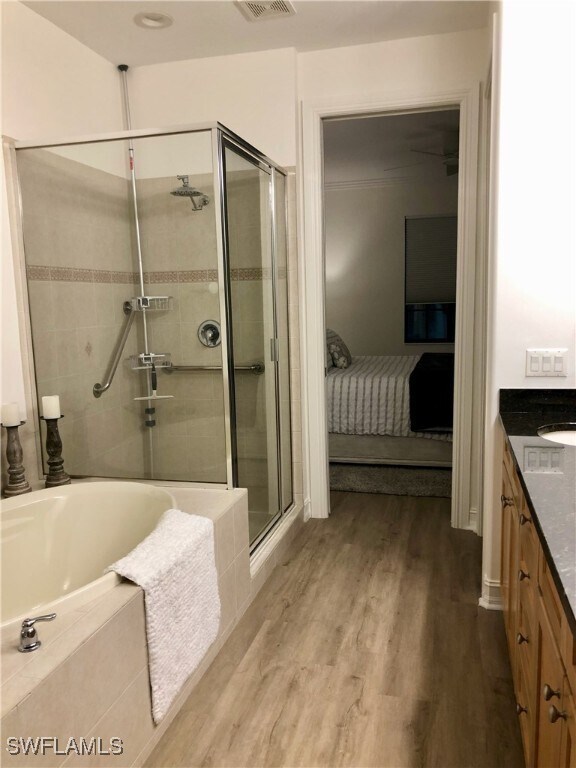 Foto principal - 9126 Chula Vista St