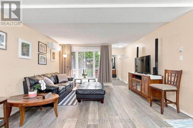 Building Photo - 1750 Marsala Crescent