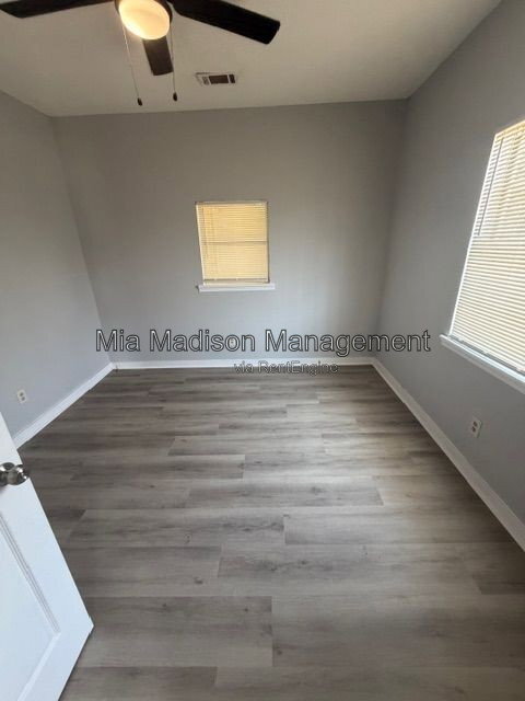 Foto del edificio - 1421 Richards St