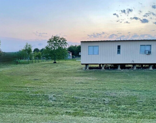 Foto del edificio - 40 County Rd 3557