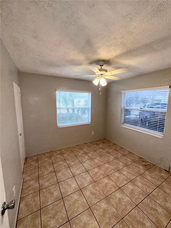 Building Photo - 691 W Harbor Dr S