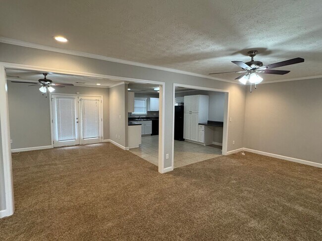 Foto del edificio - Lovely Brick Home!