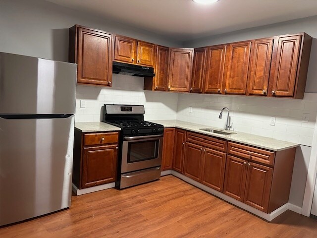 Foto del edificio - 217 E Bringhurst St