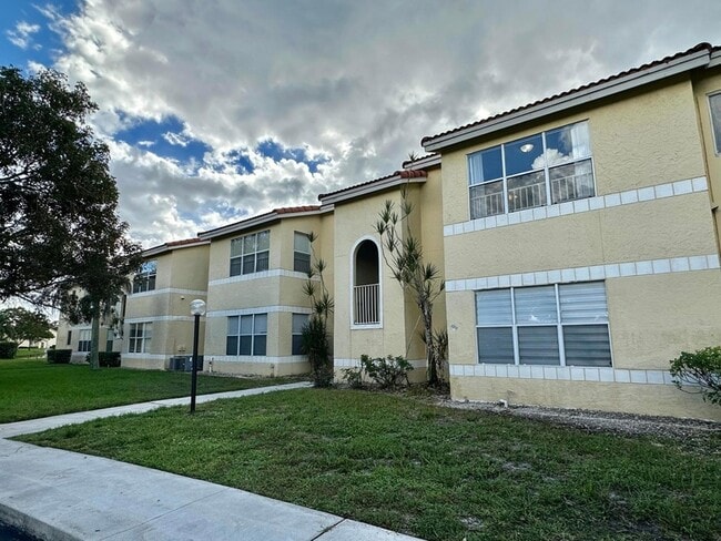 Photo - 12980 Vista Isles Drive Unit 315 Apartment