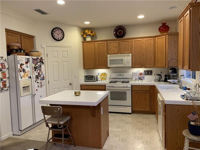 Building Photo - 9521 River Rose Way