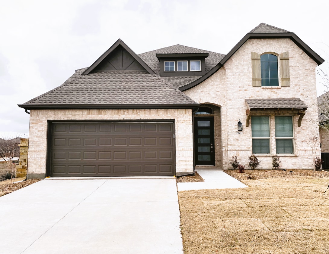 621 Hummingbird Dr. - 621 Hummingbird Dr