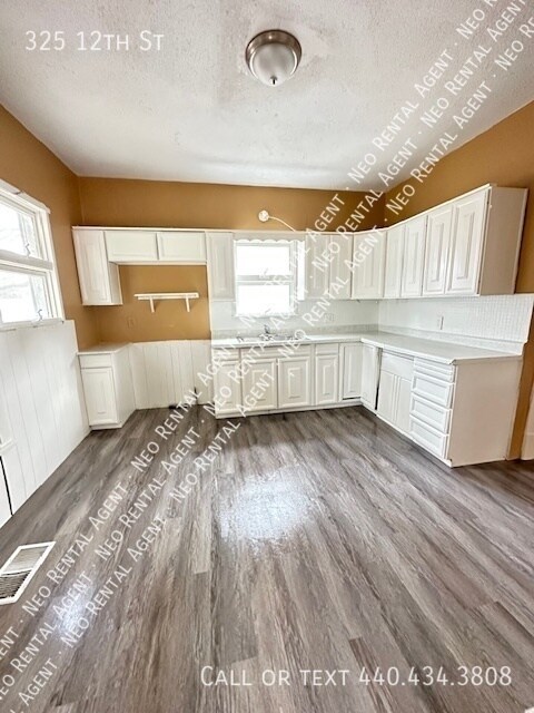 Foto del edificio - 325 12th St