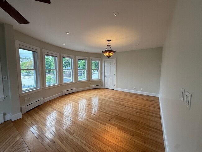 Building Photo - 5 Cedar Hill Terrace