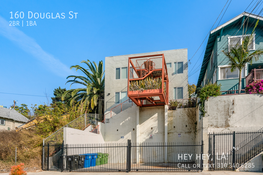 Primary Photo - Modern Architectural Duplex | DTLA Views |...