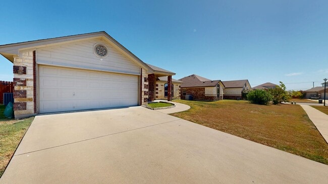 Building Photo - 3407 Sands Ln