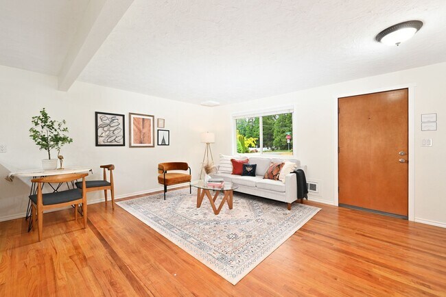 Foto del edificio - 13804 Redmond Wy