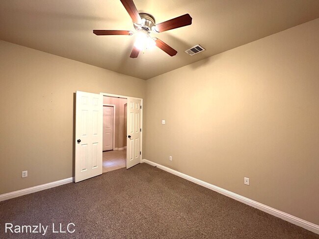 Building Photo - 3 br, 2 bath House - 212 Cold Spring