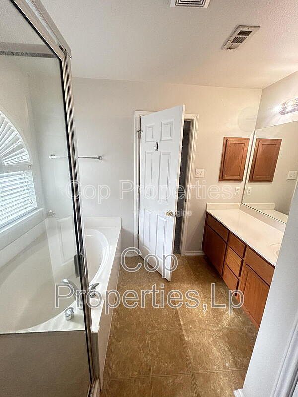 Foto del edificio - 307 Lucille