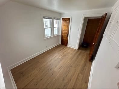 Dormitorio - 736 S 2nd Ave
