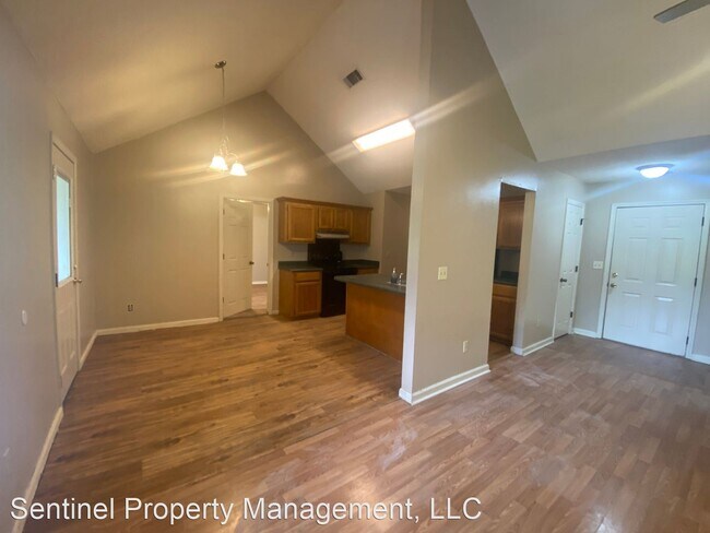 Building Photo - 3 br, 2 bath House - 701 Shannon Ridge Drive