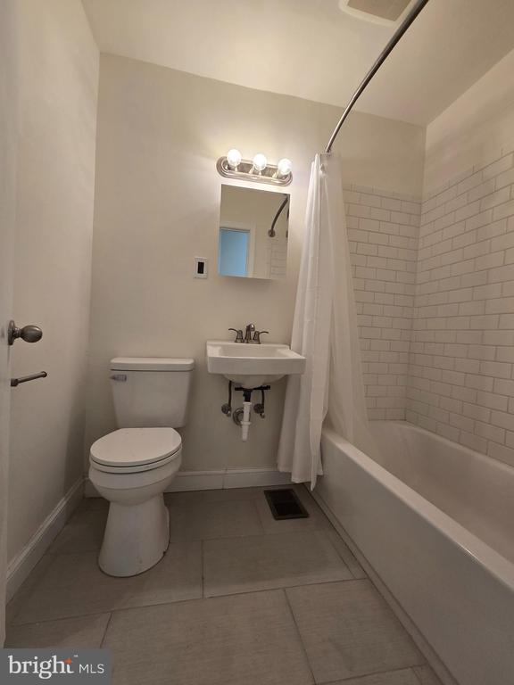 Foto del edificio - 623 N 32nd St