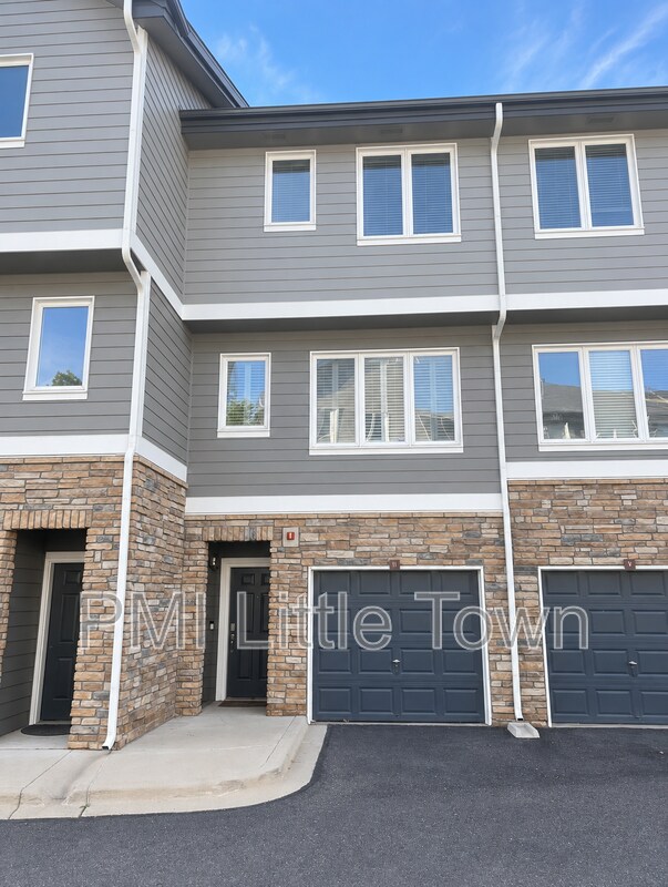 Building Photo - 2943 W Riverwalk Cir