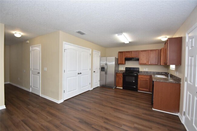 Building Photo - 93 Pheasant Dr