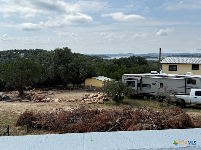 Building Photo - 1215 Cypress Dr