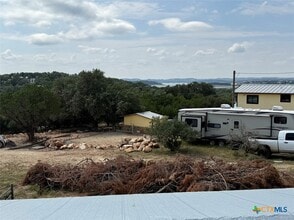 Building Photo - 1215 Cypress Dr
