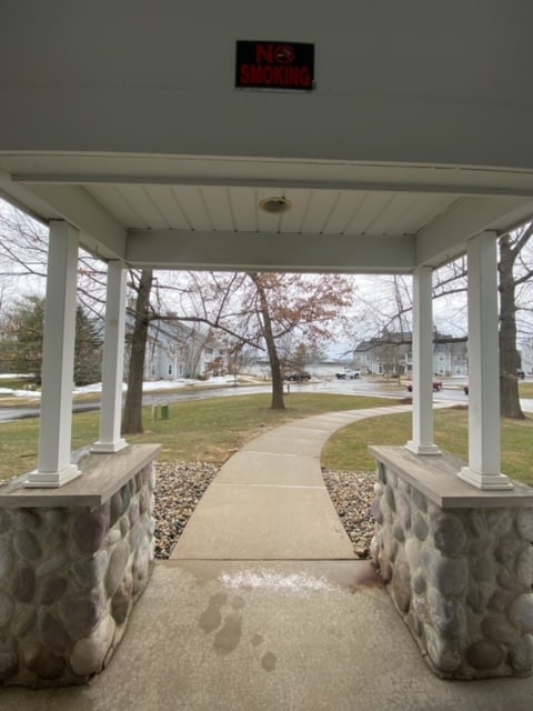 Building Photo - 827 W Barrington Cir