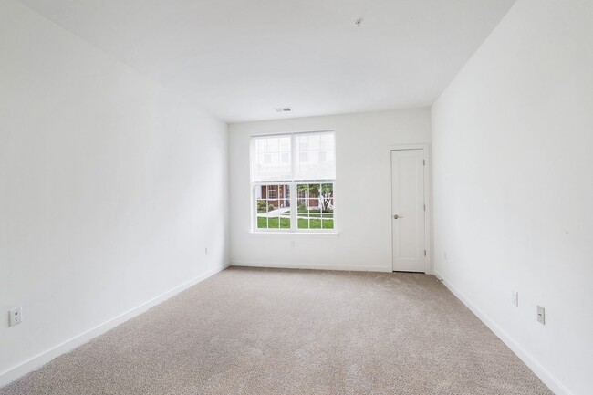 Interior Photo - Evan's Mill