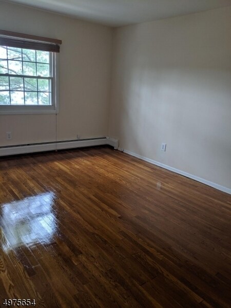 Building Photo - 46 Wedgewood Dr