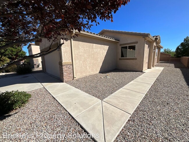 Building Photo - 3 br, 2 bath House - 6832 Lava Rock Dr. NW