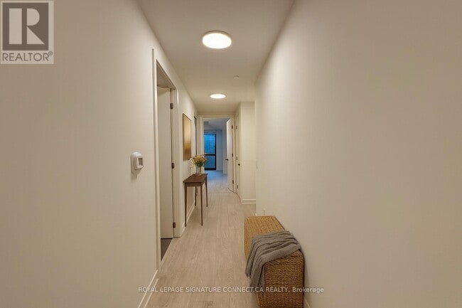 Photo du bâtiment - 35 Parliament St