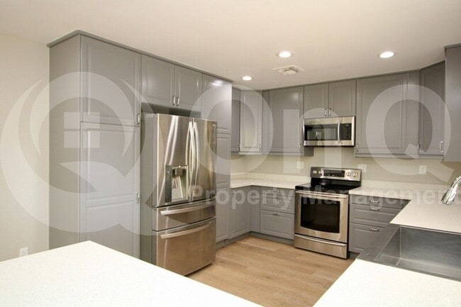 Building Photo - 1442 S 37th St