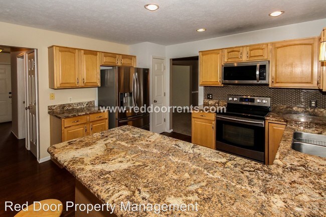 Building Photo - 5 br, 2.5 bath House - 8726 Providence Dr