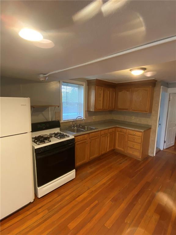 2 Thornton Ave Unit 4, Smithfield, RI 02917 Condo for Rent in
