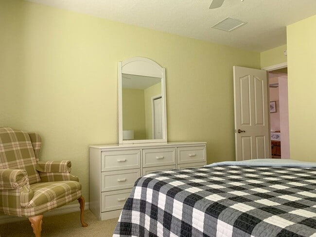 Building Photo - Village of Virginia Trace