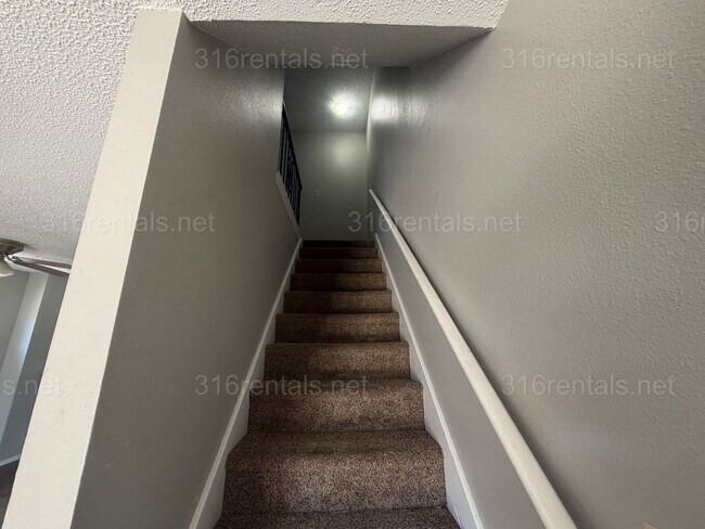 Foto del edificio - 729 Westhaven Dr