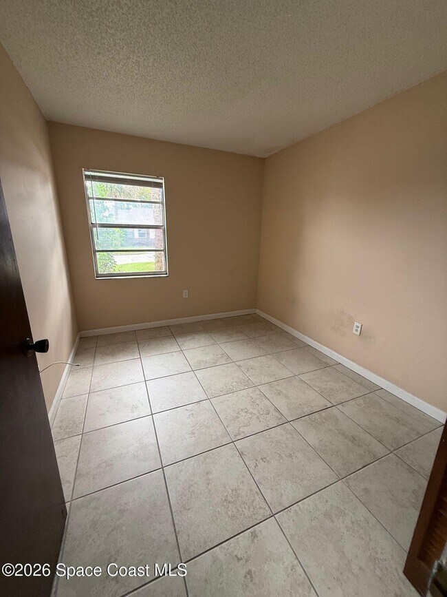 Foto del edificio - 1514 Clearlake Rd