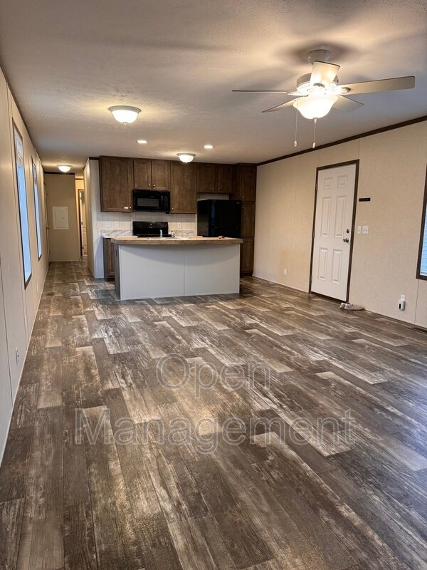 Foto del edificio - 825 1st Ave E