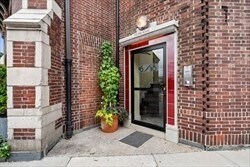 Foto del edificio - 16-18-18 Walk Hill St
