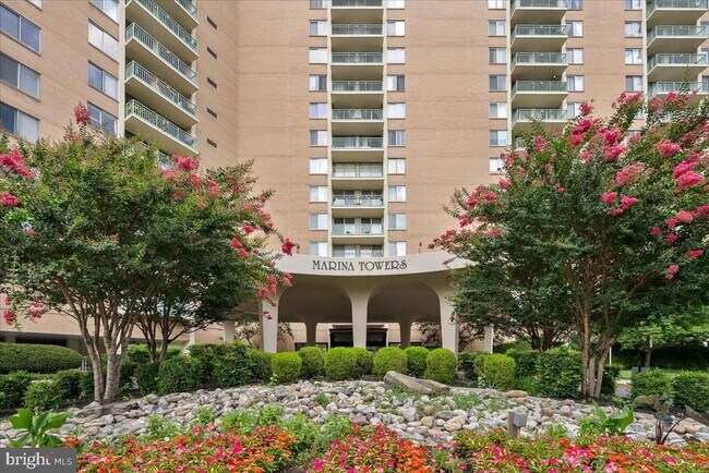 Foto del edificio - 501 Slaters Ln